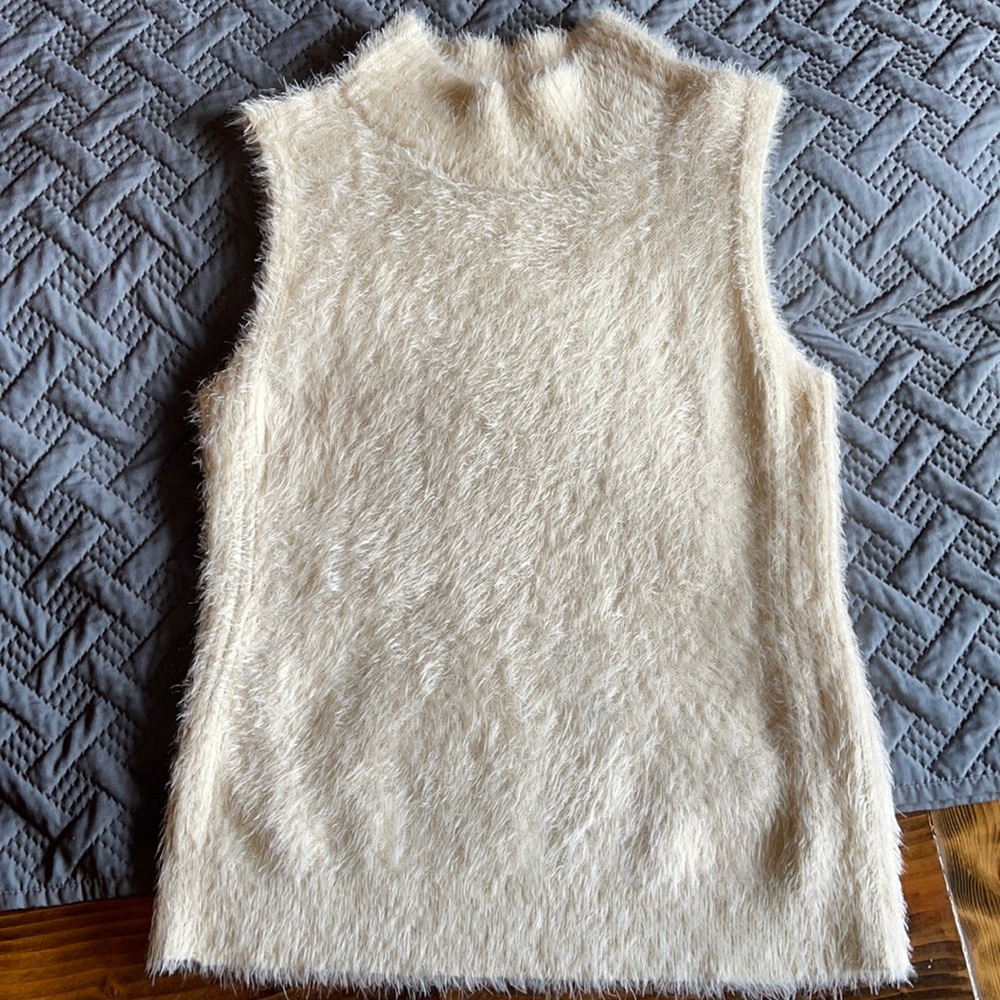14th and Union tank-very soft-M